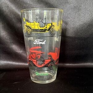 Gay Glass Vintage Car Design Glass Tumbler